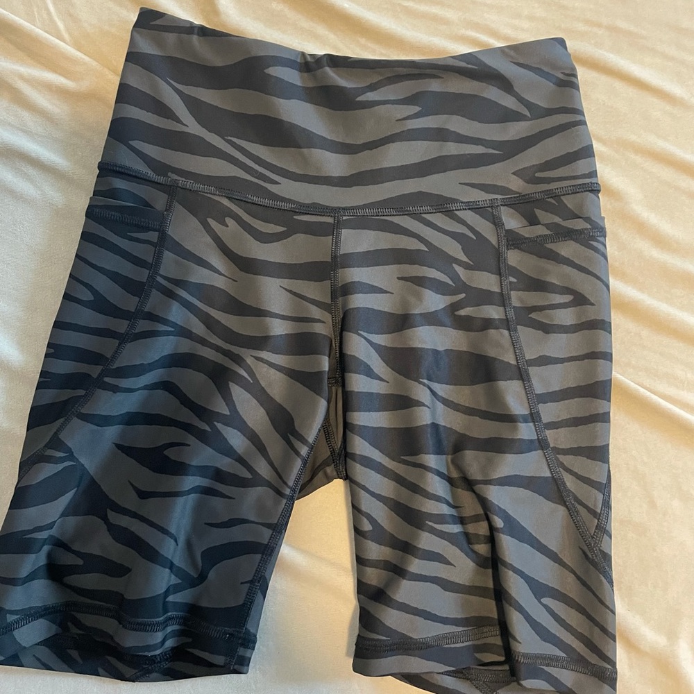 Super cute old navy biker shorts